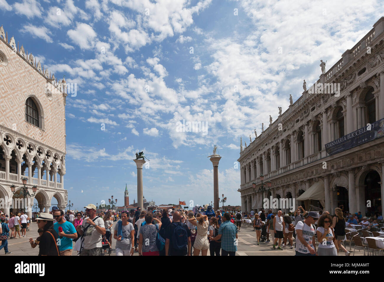 Crowds in St Marks Square, Venice Stock Photo