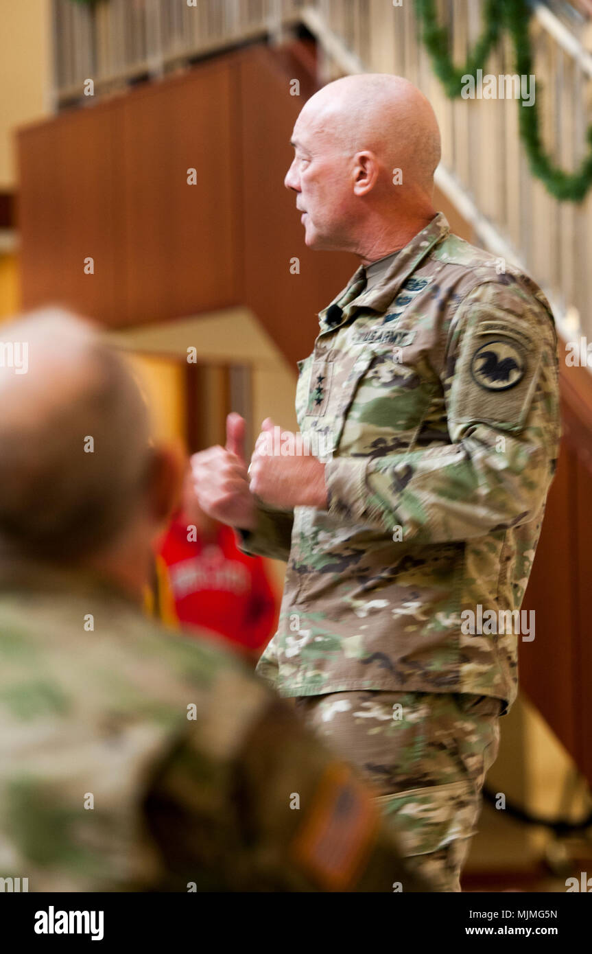 LTG Charles D. Luckey, U.S. Army Reserve Commanding General, U.S. Army