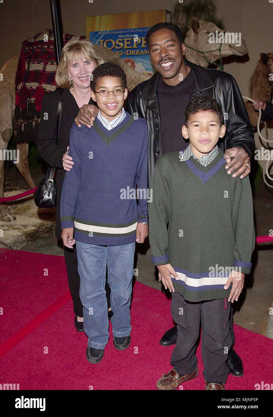 Ernie hudson with family hi res stock photography and images Alamy
