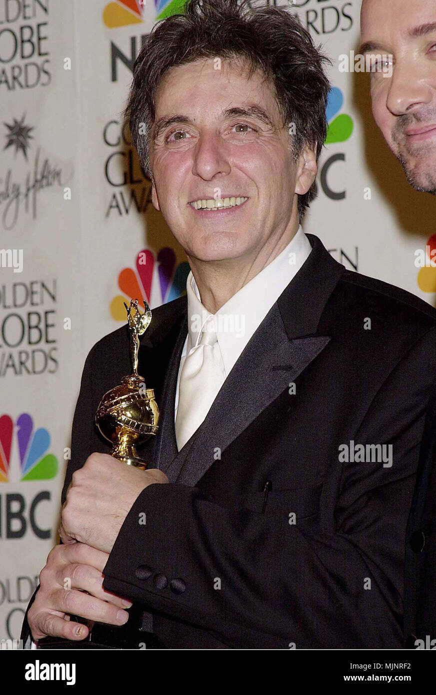 Al pacino holding golden globe award hi-res stock photography and ...