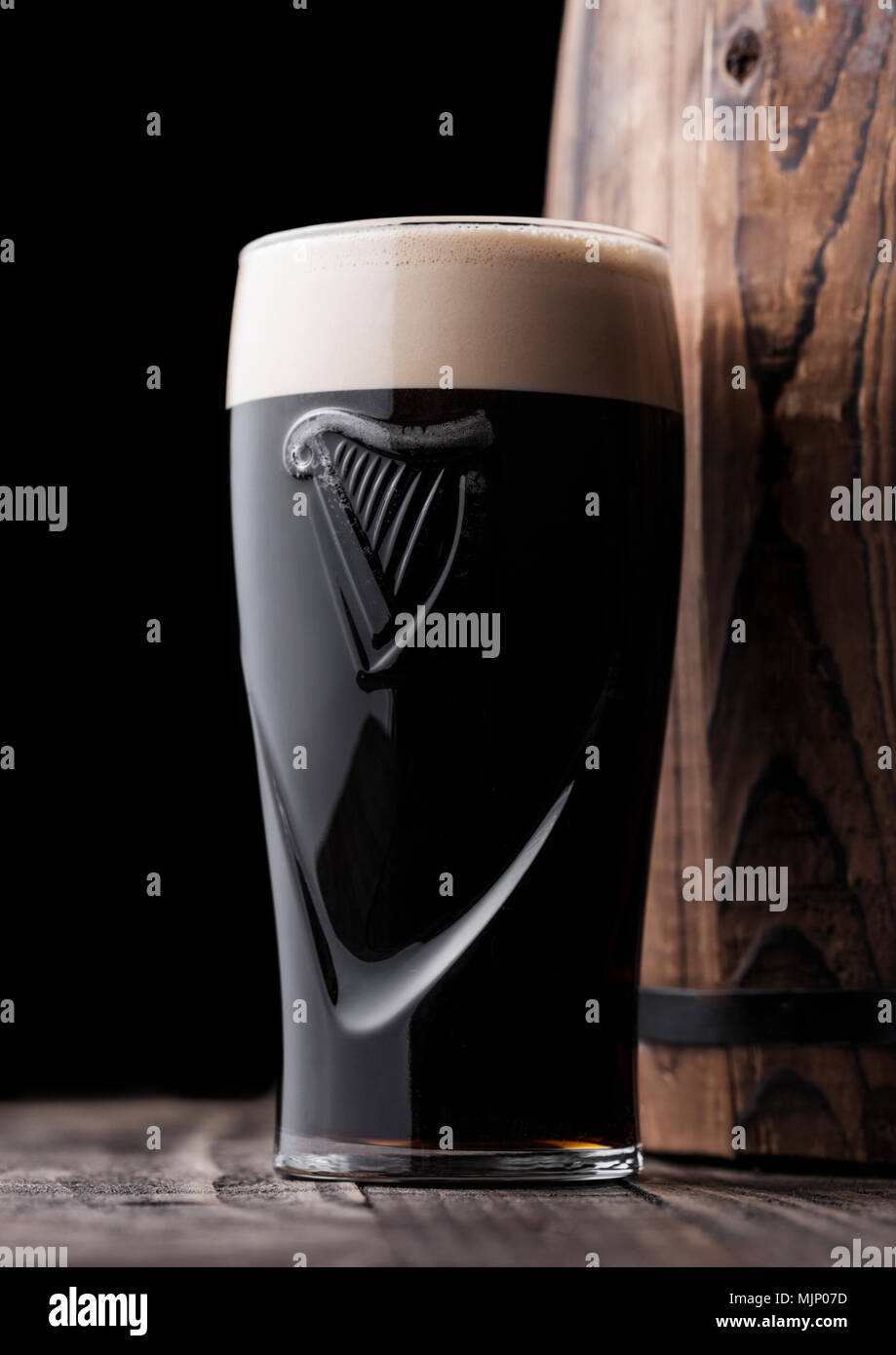Download Guinness Original Stout High Resolution Stock Photography And Images Alamy PSD Mockup Templates