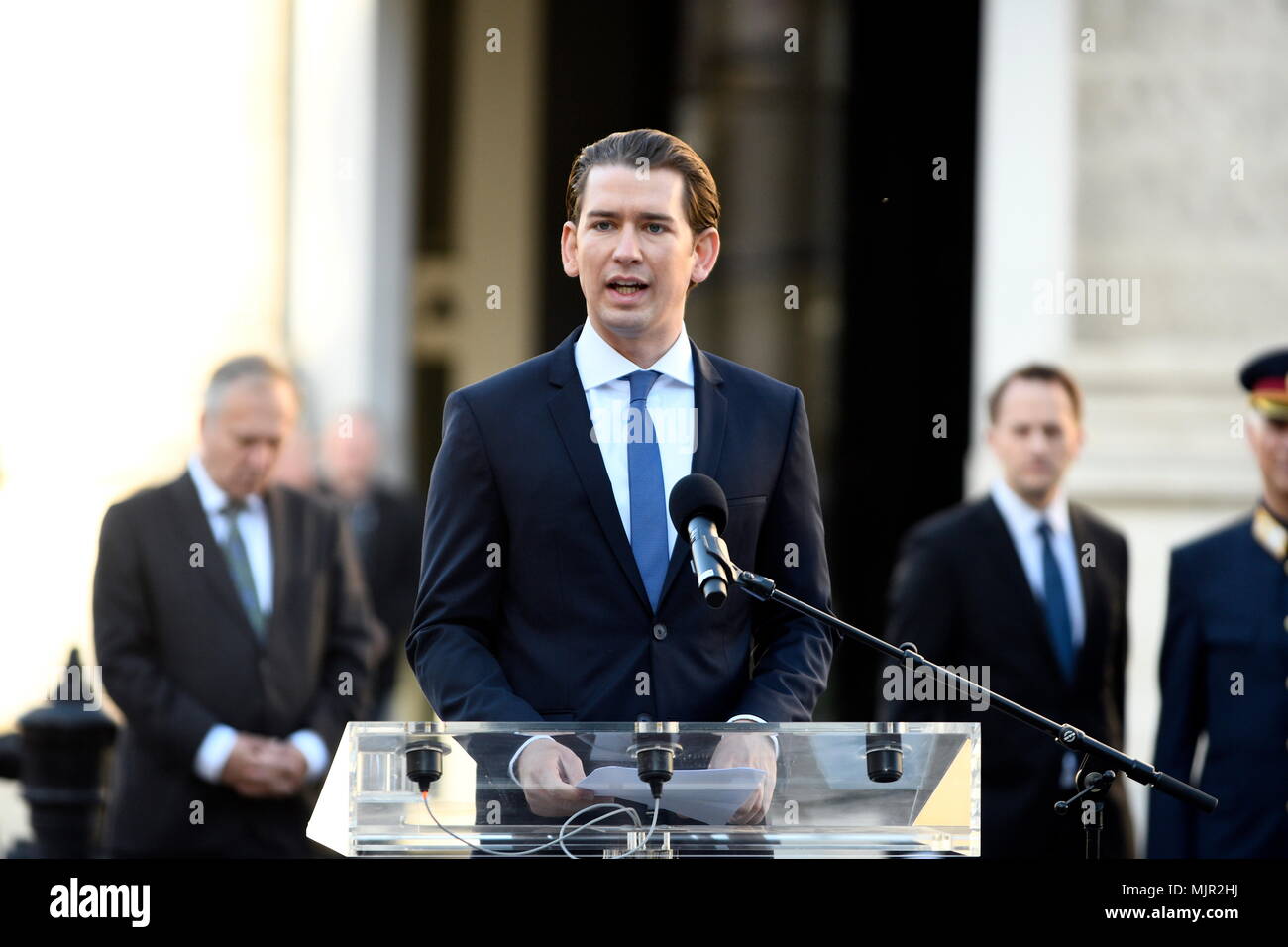 Vienna, Austria. 06. May 2018. To commemorate the victims of National Socialism. Picture shows Federal Chancellor Sebastian Kurz (ÖVP).  Credit: Franz Perc / Alamy Live News Stock Photo