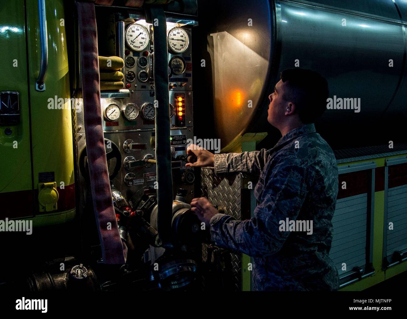 Hour Shifts High Resolution Stock Photography And Images Alamy Hour Shifts High Resolution Stock Photography And Images Alamy