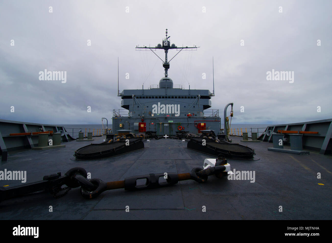 PACIFIC OCEAN (Dec. 22, 2017) - The submarine tender USS Frank Cable ...