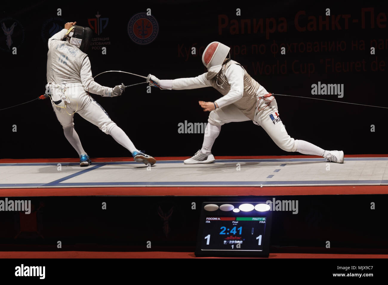 Attack foil fencing hires stock photography and images Alamy