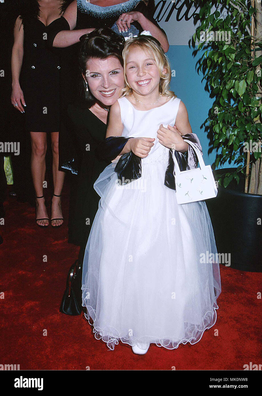 Kimberlin brown hi-res stock photography and images - Alamy