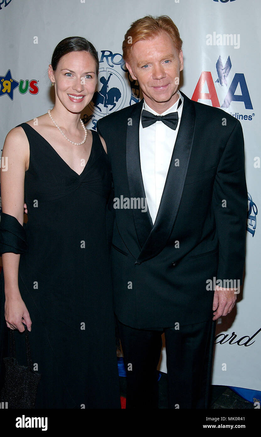 David Caruso and wife arriving at the Carousel of Hope which support the  Barbara Davis Center for Childhood Diabetesat the Beverly Hilton in Los  Angeles. October 15, 2002. - CarusoDavid wife71.JPG -