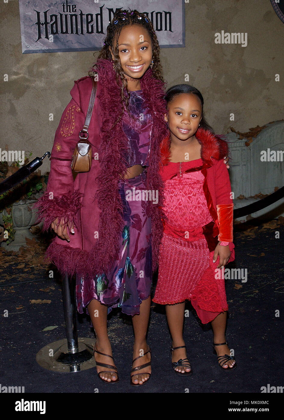 Aree Davis and sister Dee Dee Davis (Bernie Mac Show) arriving at the " Haunted Mansion Premiere