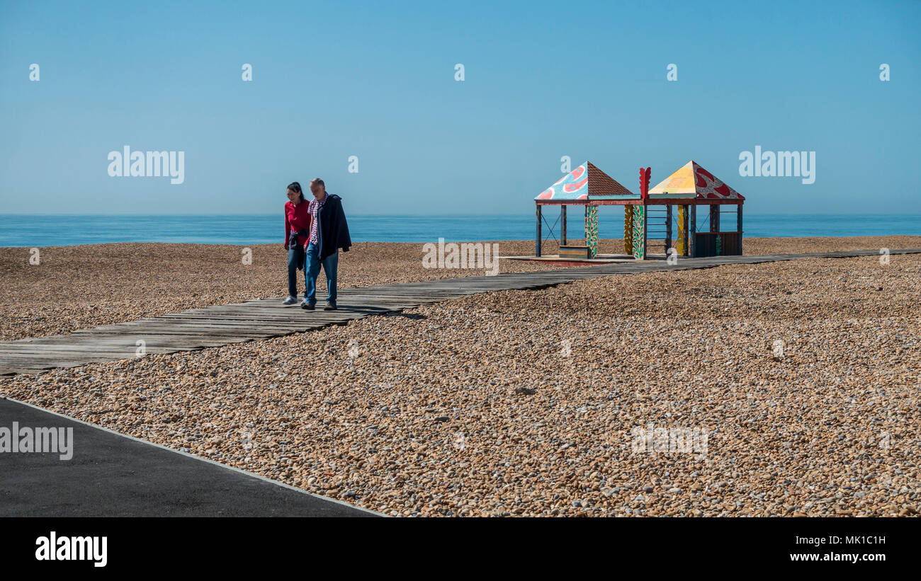 Folkestone beach hi-res stock photography and images - Alamy