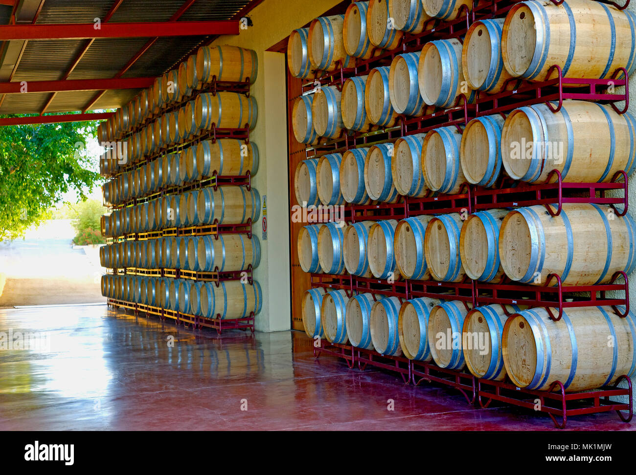 Winery vacation hi-res stock photography and images - Alamy