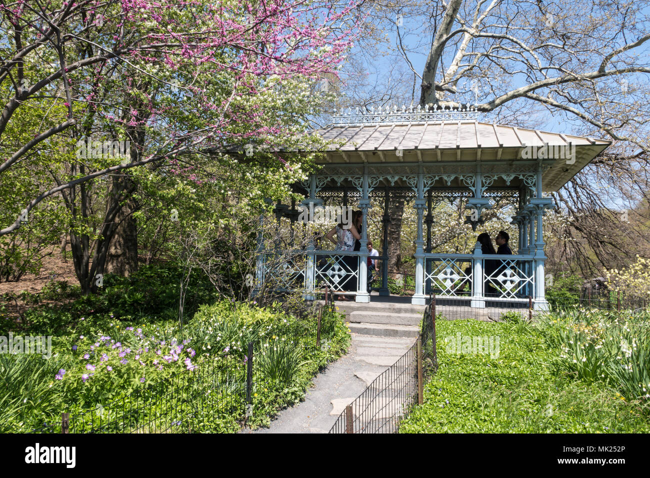 Ladies Pavilion, The Hernshead, Central Park, NYC Stock Photo Alamy