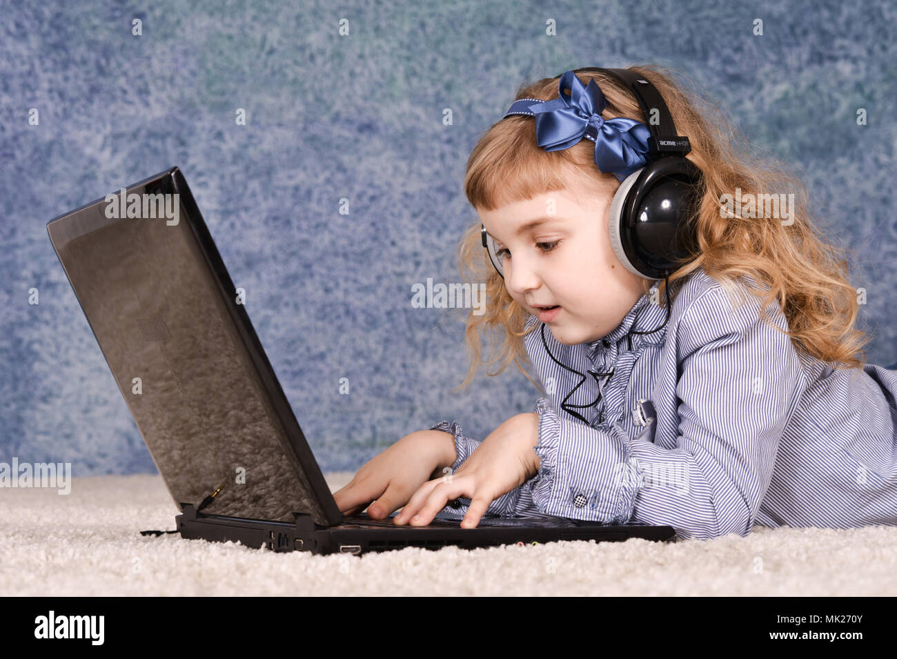 beautiful cute girl using laptop Stock Photo - Alamy