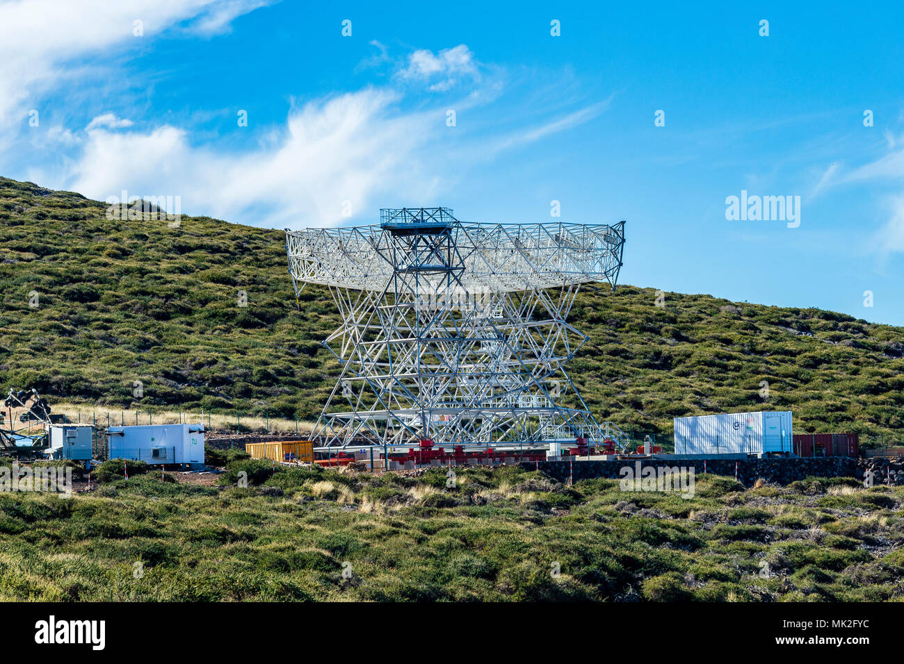 La Palma - Sternwarte mit Radioteleskop auf dem Roque de los Muchachos Stock Photo