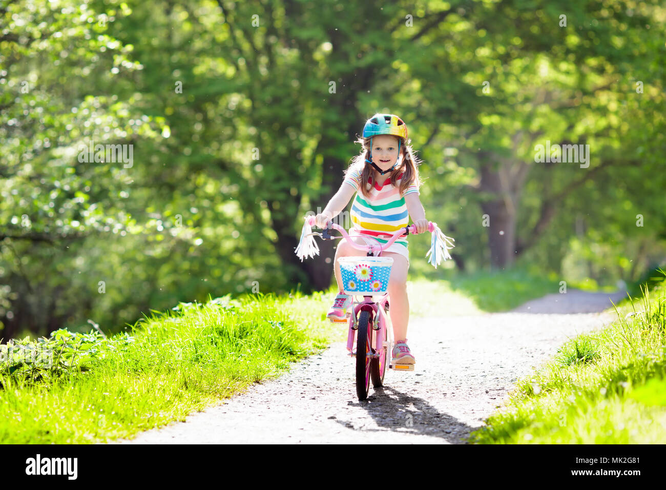 learning to ride a bike without training wheels