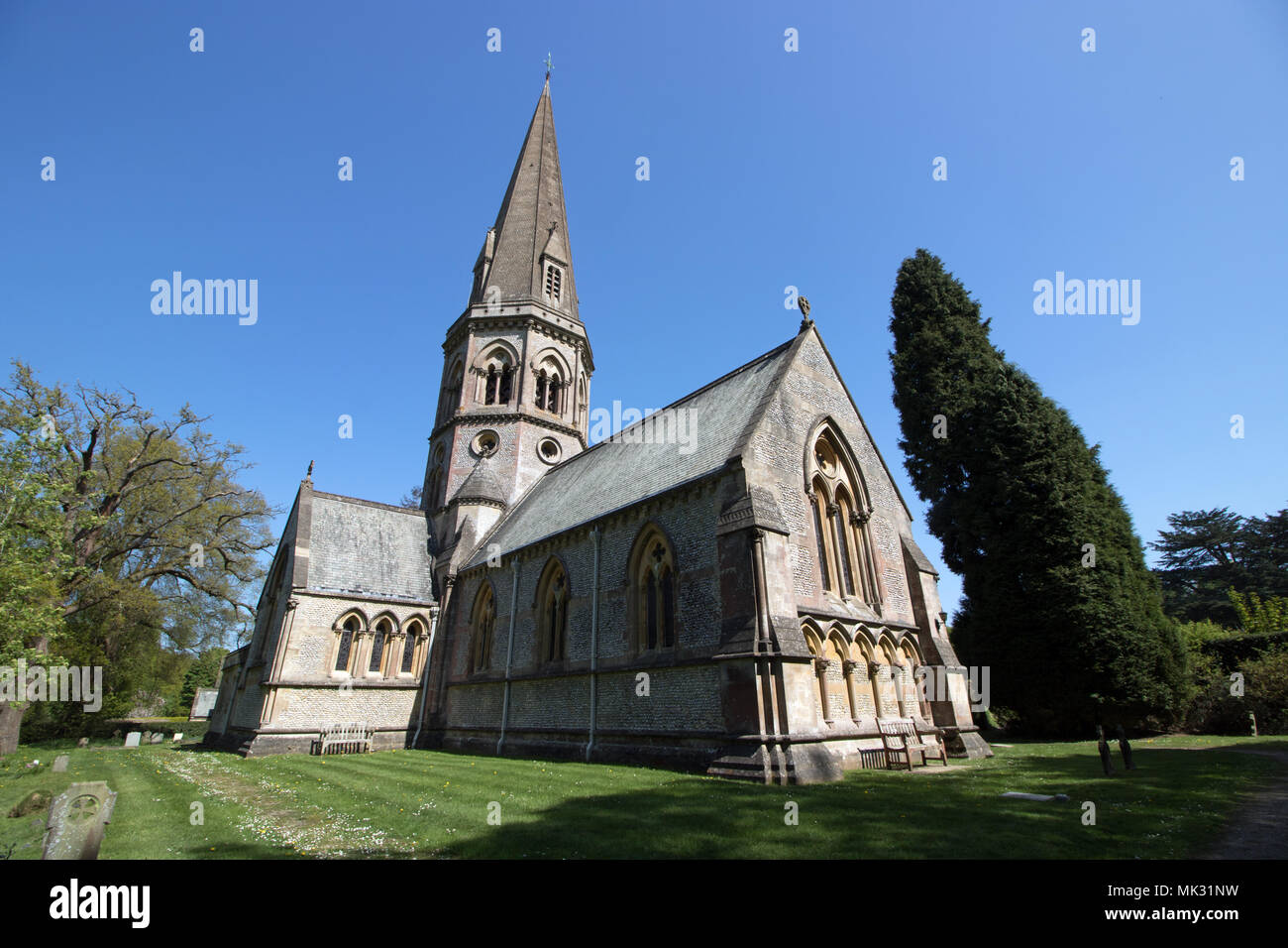 Ranmore, Dorking, Surrey, UK. 6th May 2018. Clear blue skies over St Barnabas Church at Ranmore near Dorking, Surrey. Credit: Julia Gavin/Alamy Live News Stock Photo