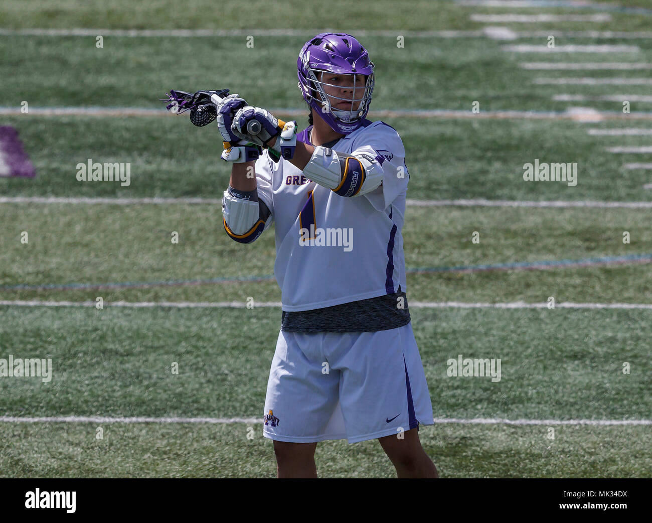 Albany, NY, USA. 5th May, 2018. Tehoka Nanticoke (#1) looks for a shot as UAlbany Lacrosse defeats Vermont 14-4 in the American East Conference Championship game at Casey Stadium, May 5. Credit: csm/Alamy Live News Stock Photo