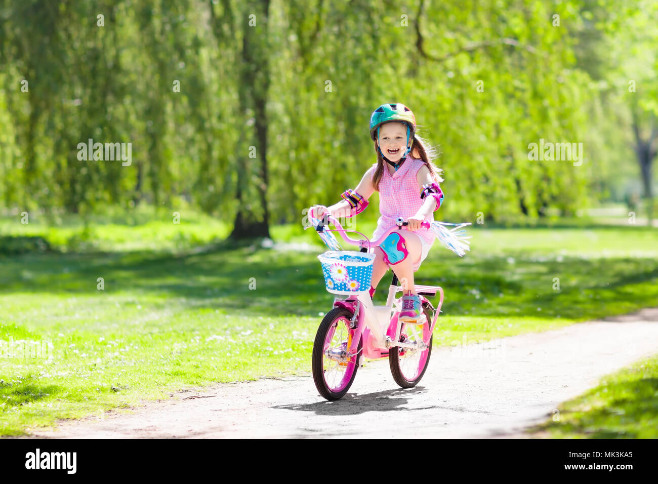 learning to ride a bike without training wheels