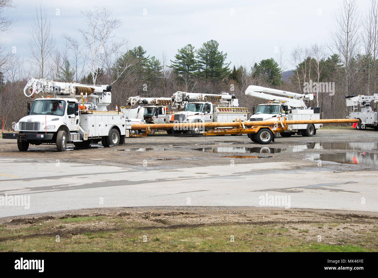 Emergency response vehicles hi-res stock photography and images - Alamy