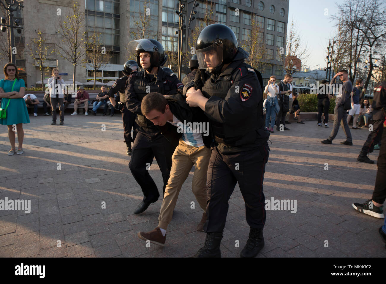 Moscow, RUSSIA - MAY 5, 2018: Police officers in riot gear at Pushkin ...