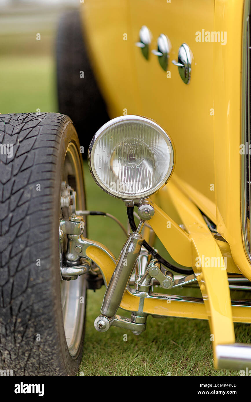 Suspension rod hires stock photography and images Alamy