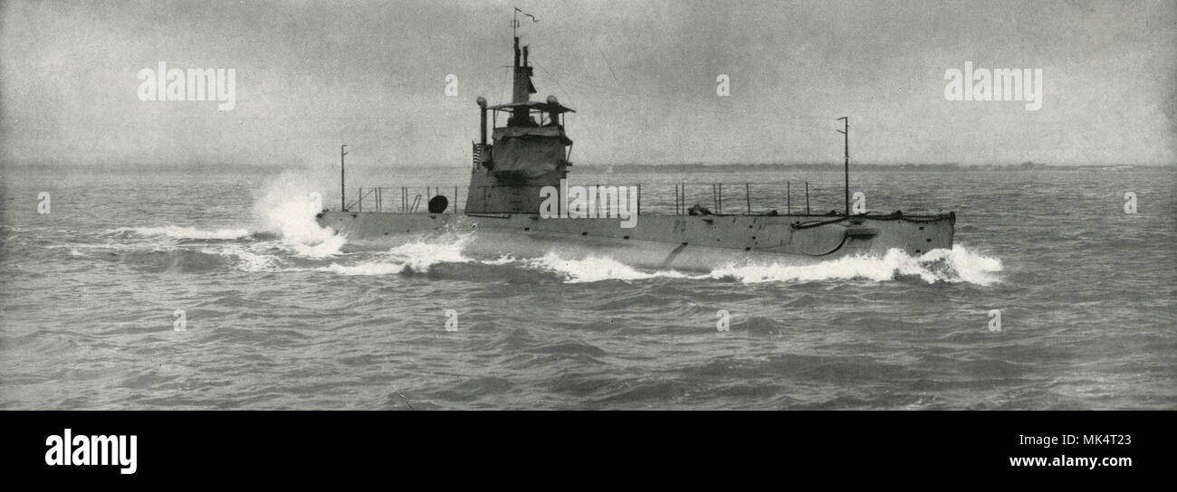 USA Submarine K-5, circa 1915 Stock Photo
