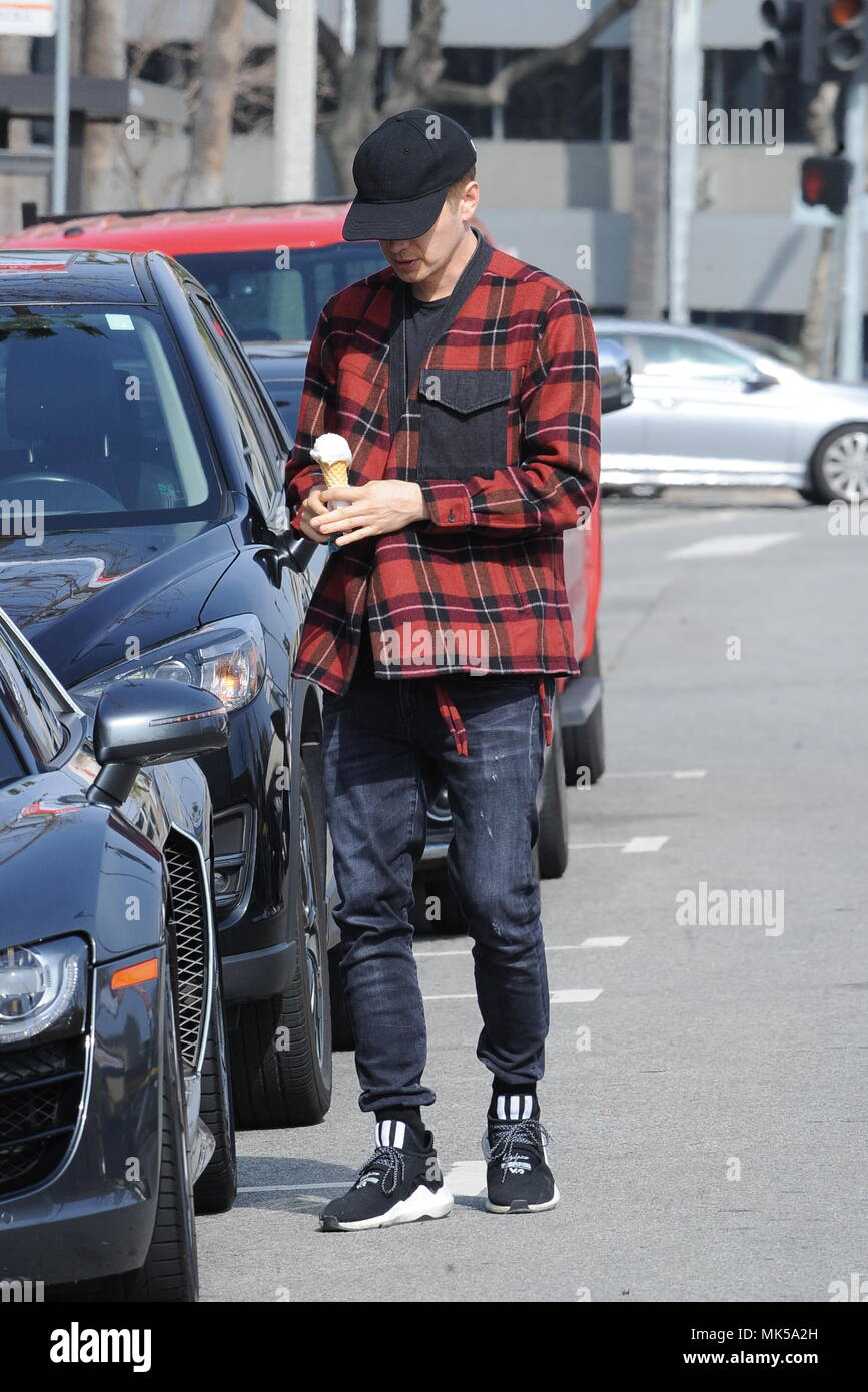 Actor Hayden Christensen makes a quick pit stop at Gelato