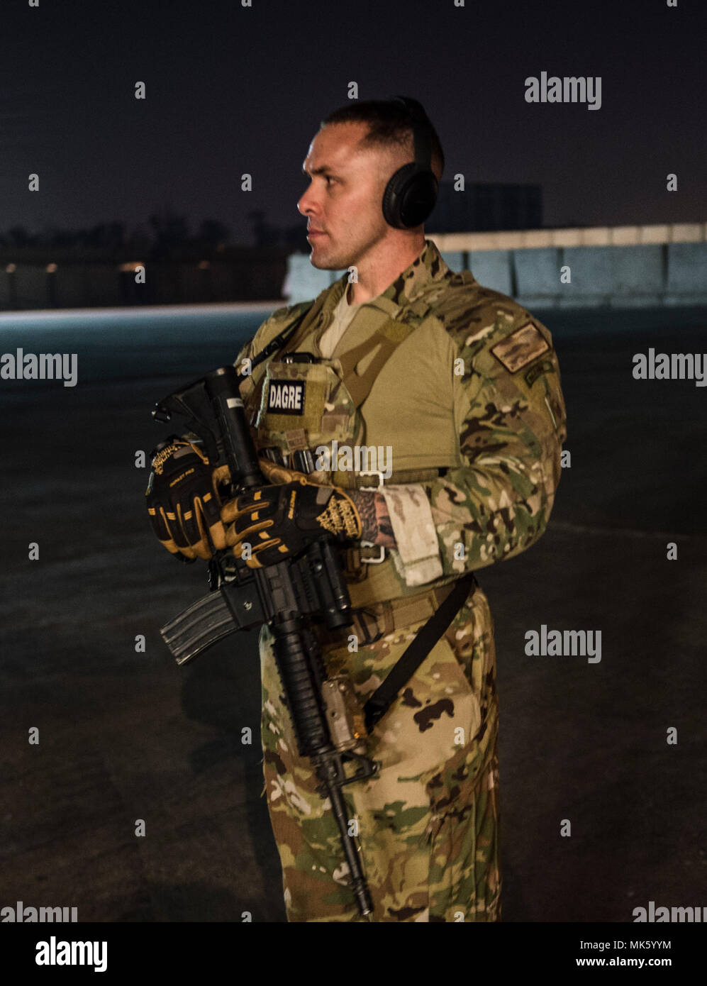 Security guards needed hires stock photography and images Alamy