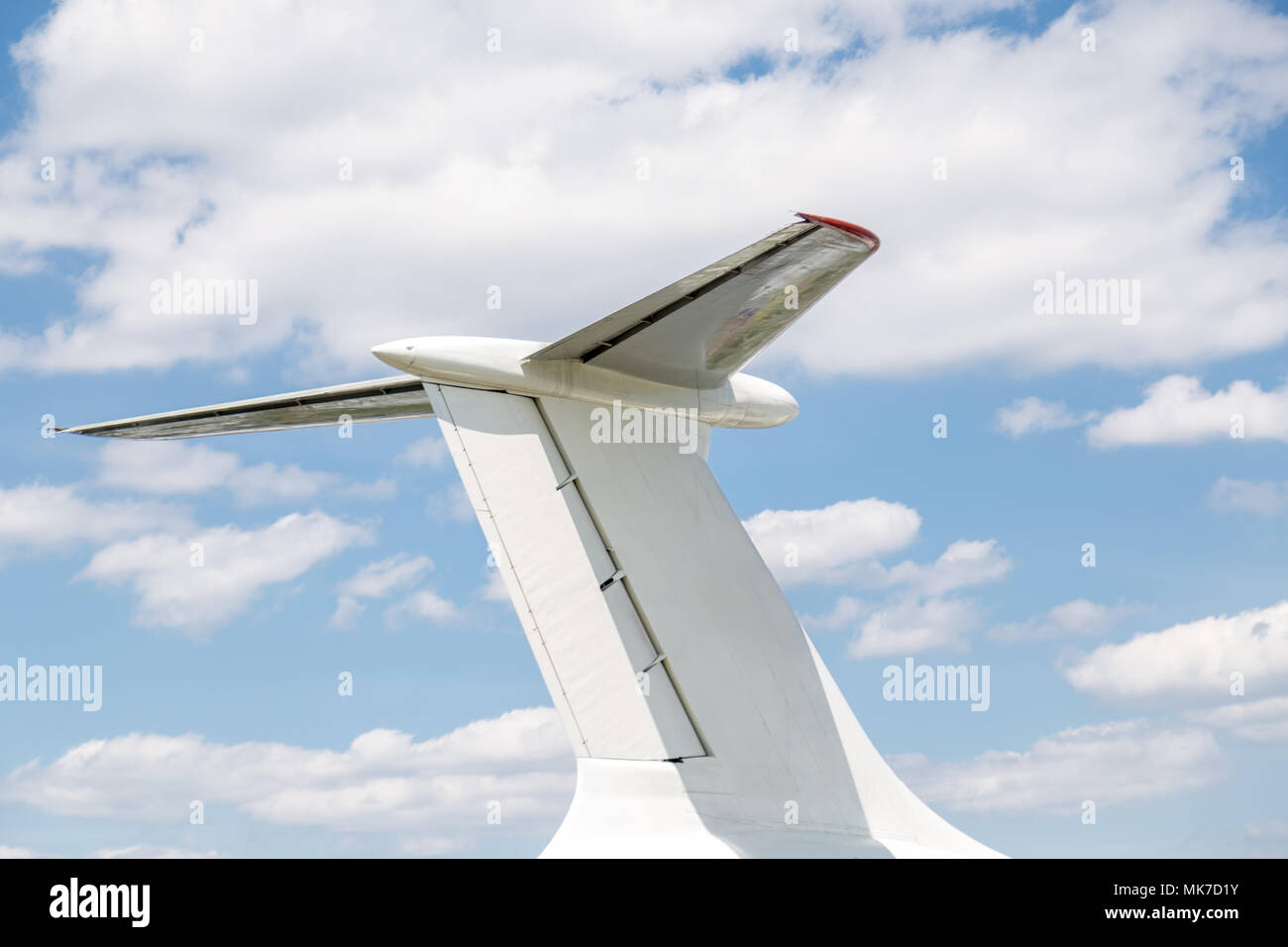 White airplane tail hi-res stock photography and images - Alamy