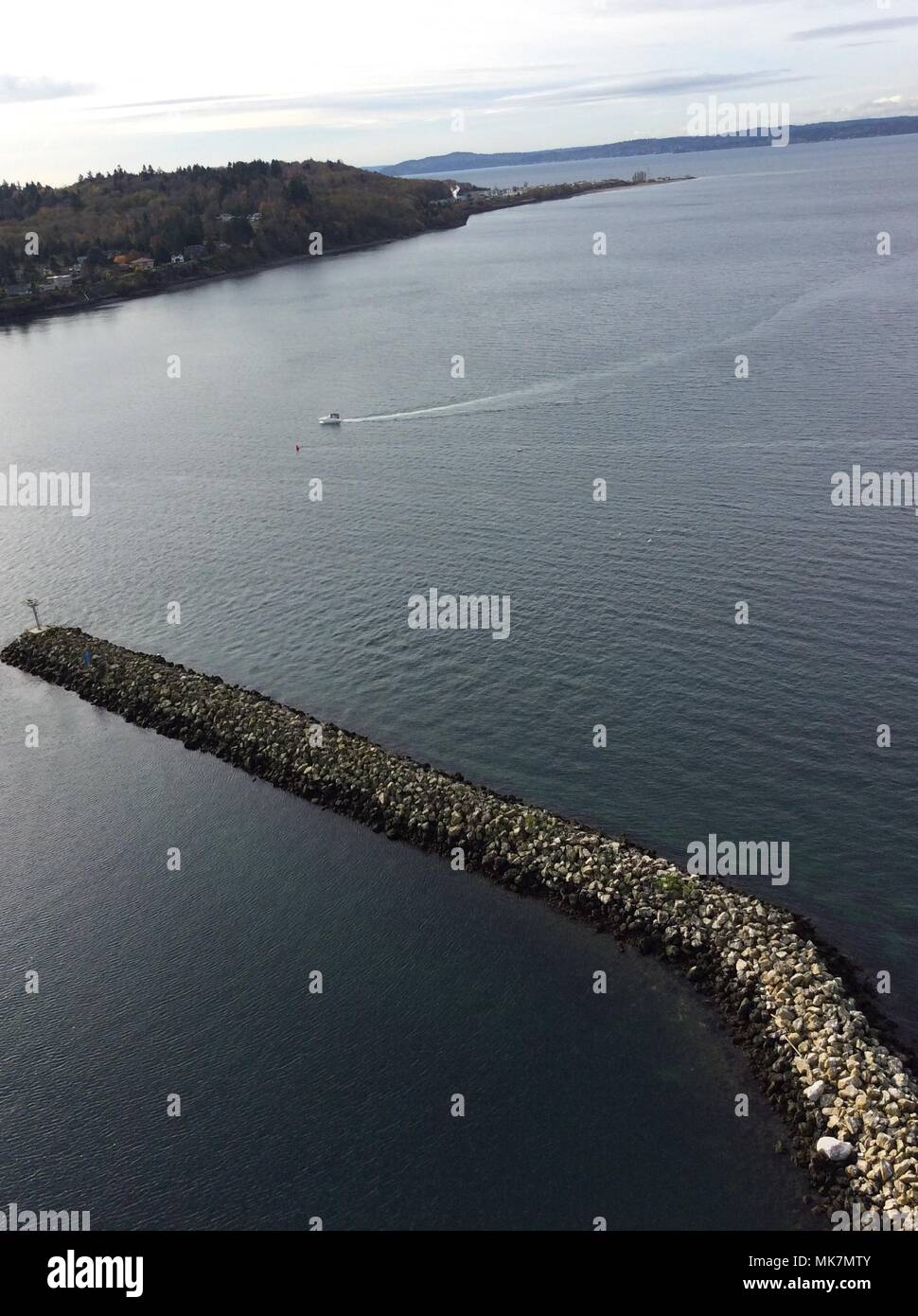 sunken pleasure craft photo Sunken pleasure craft photo