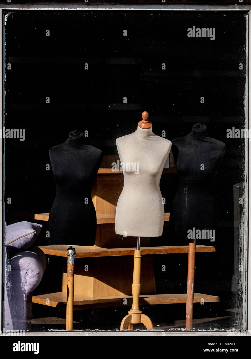 Mannequins in a shop window Stock Photo Alamy