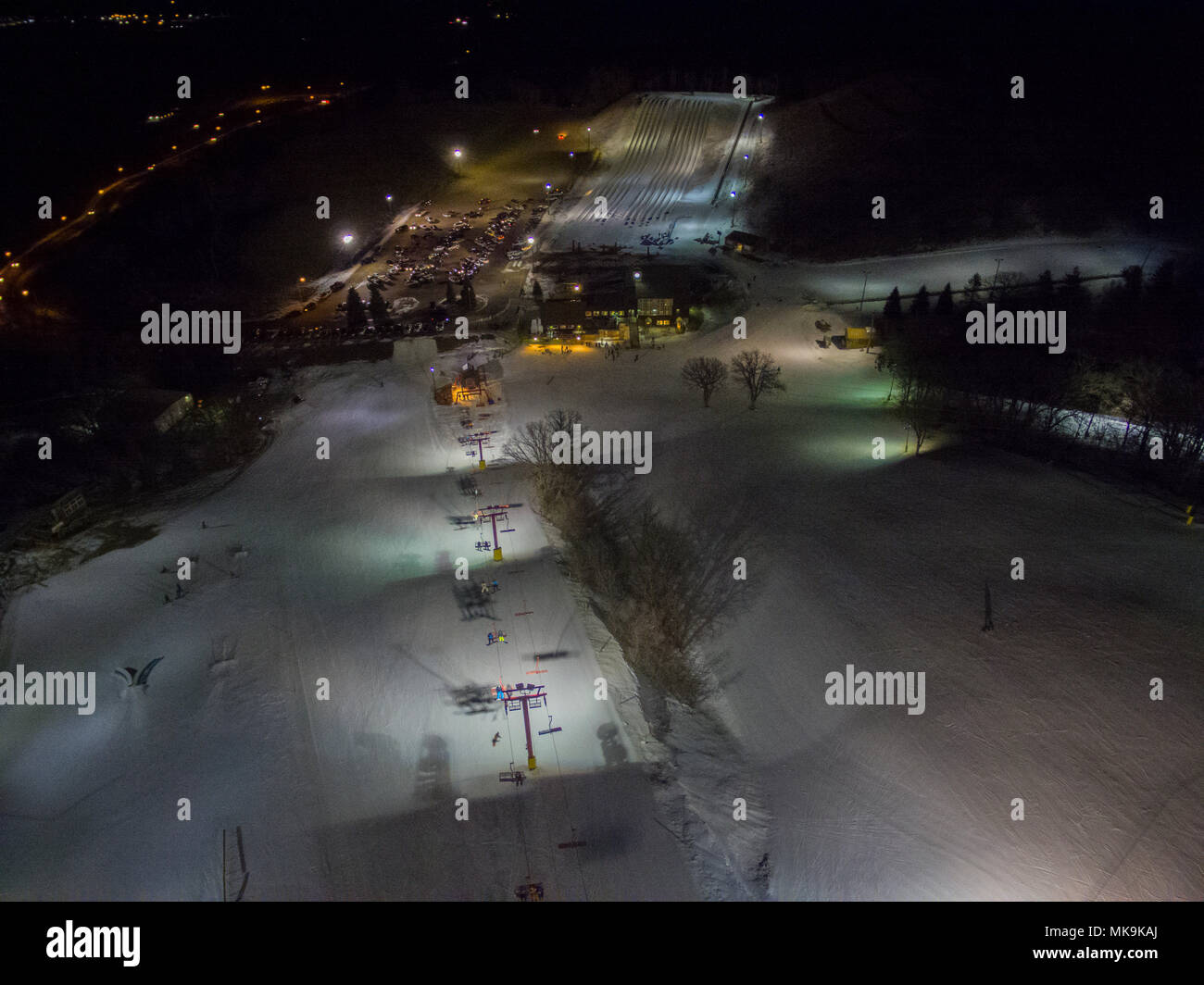 Snowboard hill hires stock photography and images Alamy