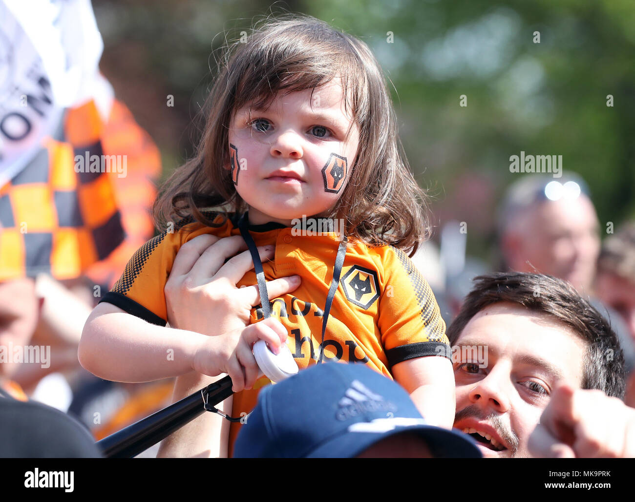 Wolverhampton Wanderers Fans Stock Photos & Wolverhampton Wanderers