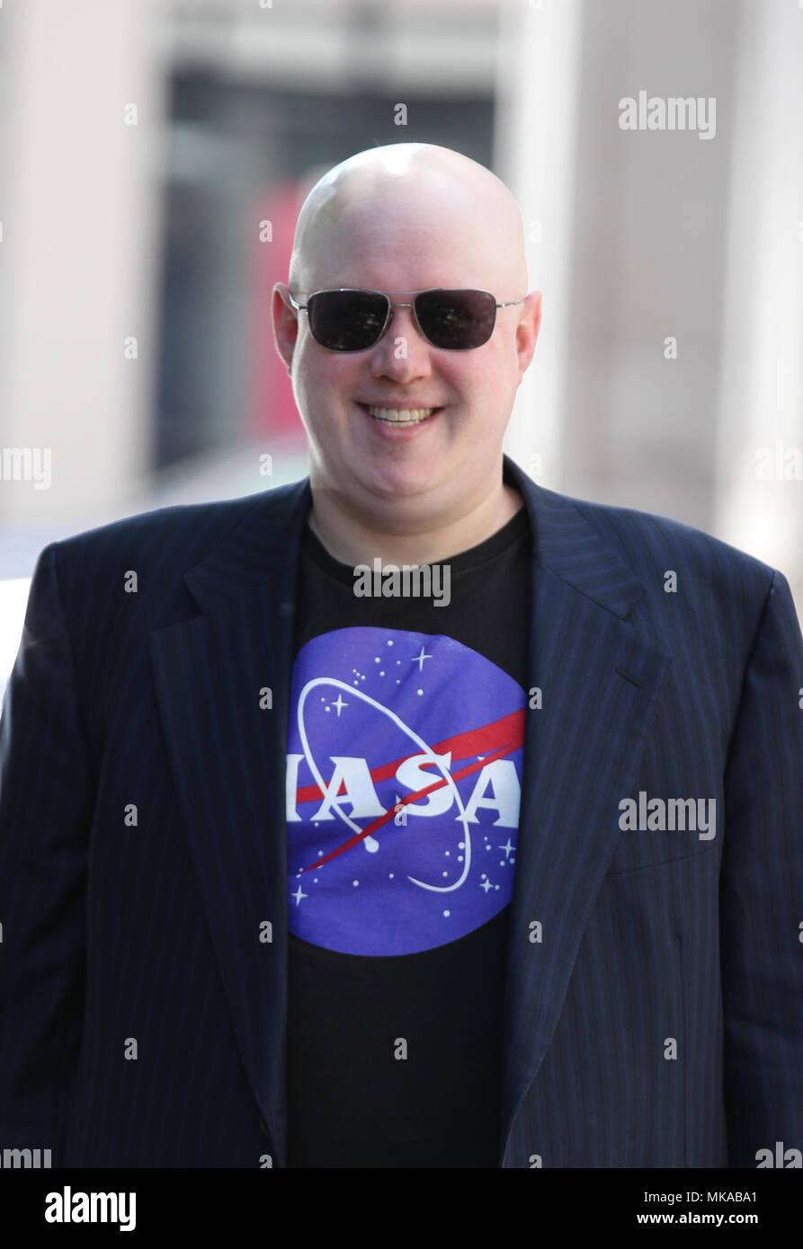 London, UK, 7th May, 2018. Matt Lucas Comedian seen leaving the BBC radio two studios Credit
