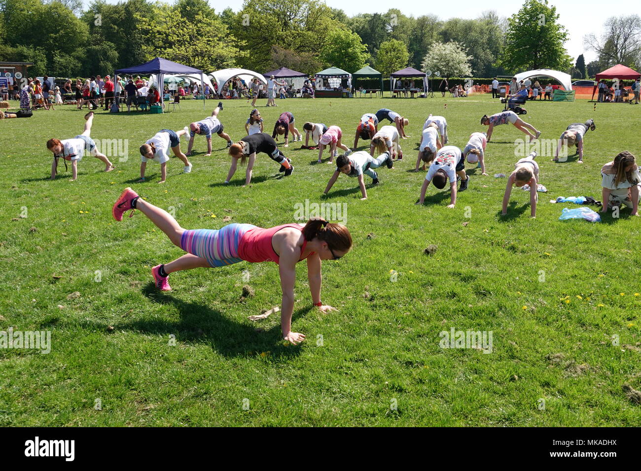 Lower Kingswood, Surrey UK . 7th May, 2018 Local children and some