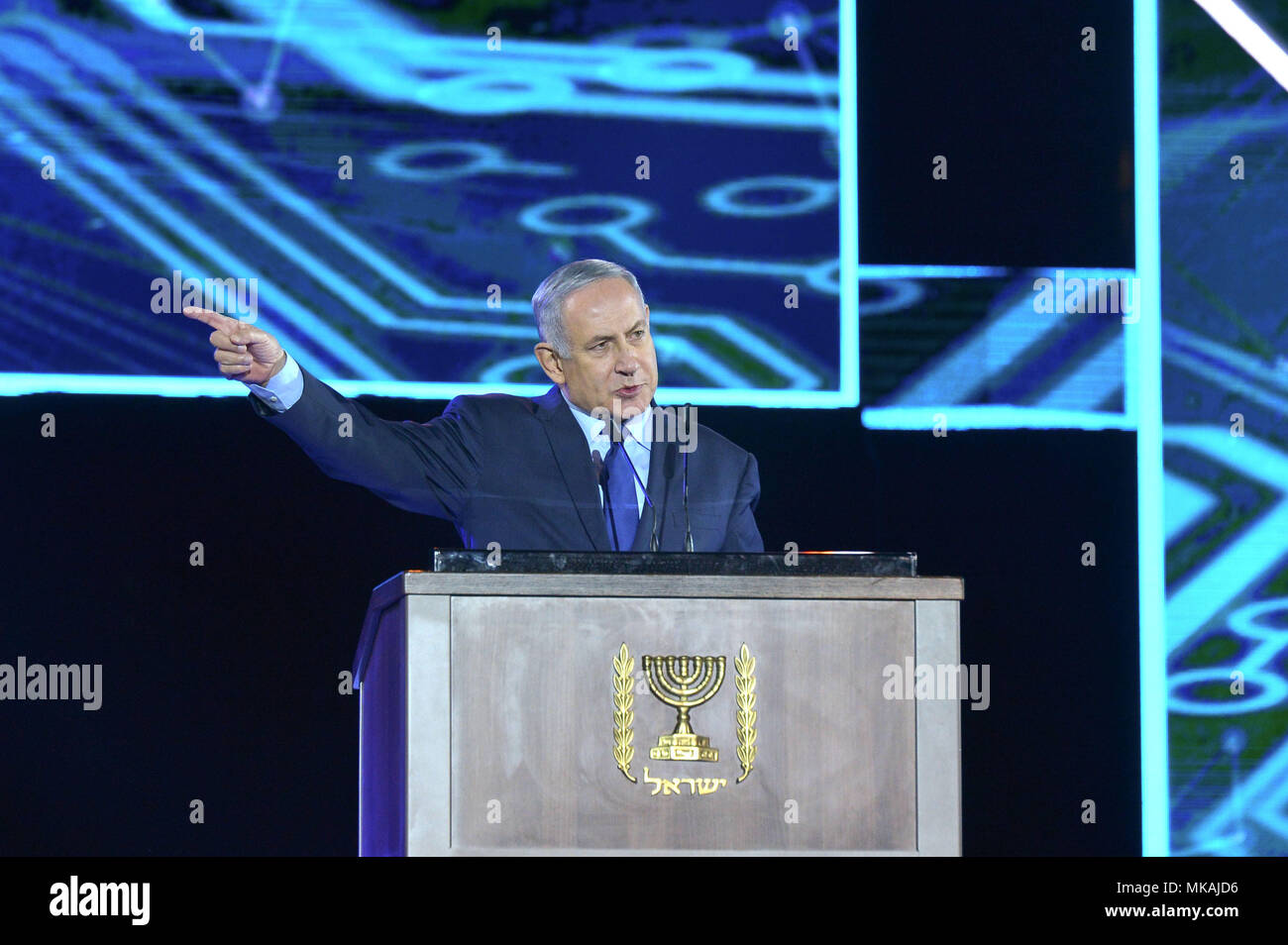 Latrun, Latrun. 7th May, 2018. Israeli Prime Minister Benjamin Netanyahu speaks during the ceremony marking the 70th anniversary of Israel Defense Forces (IDF), in Latrun, on May 7, 2018. Credit: JINI/Xinhua/Alamy Live News Stock Photo