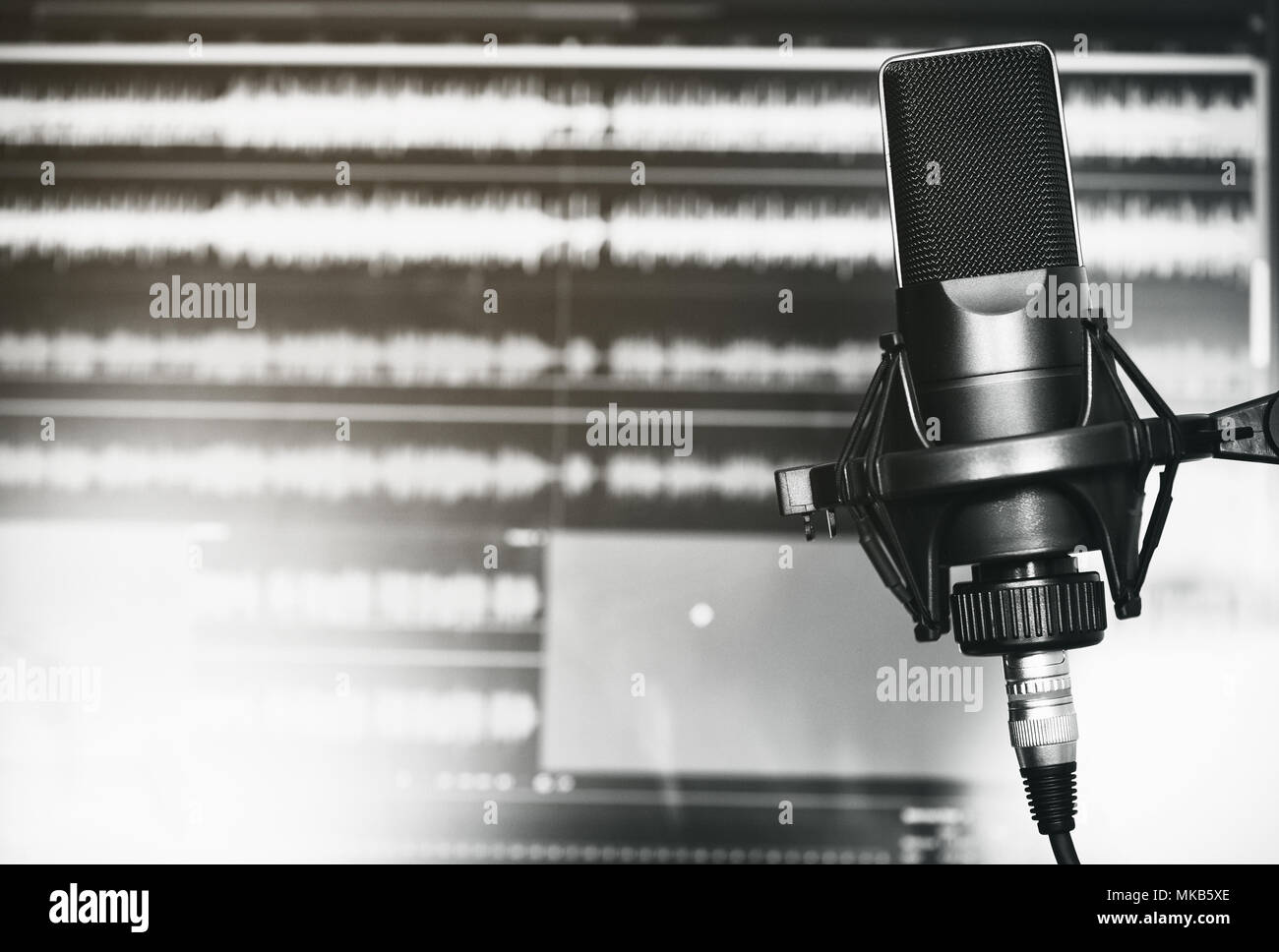 Microphone in a recording studio hires stock photography and images Alamy