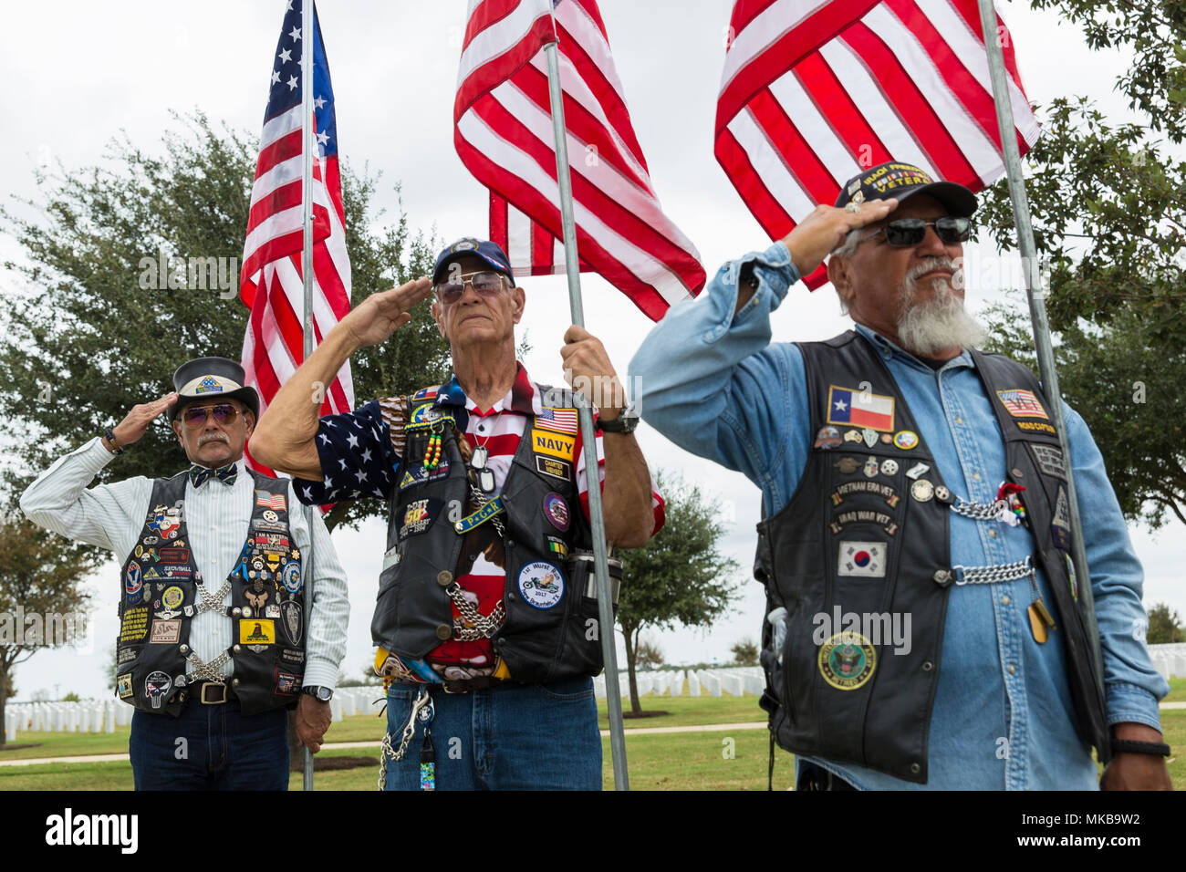 General richard e cavazos hi-res stock photography and images - Alamy