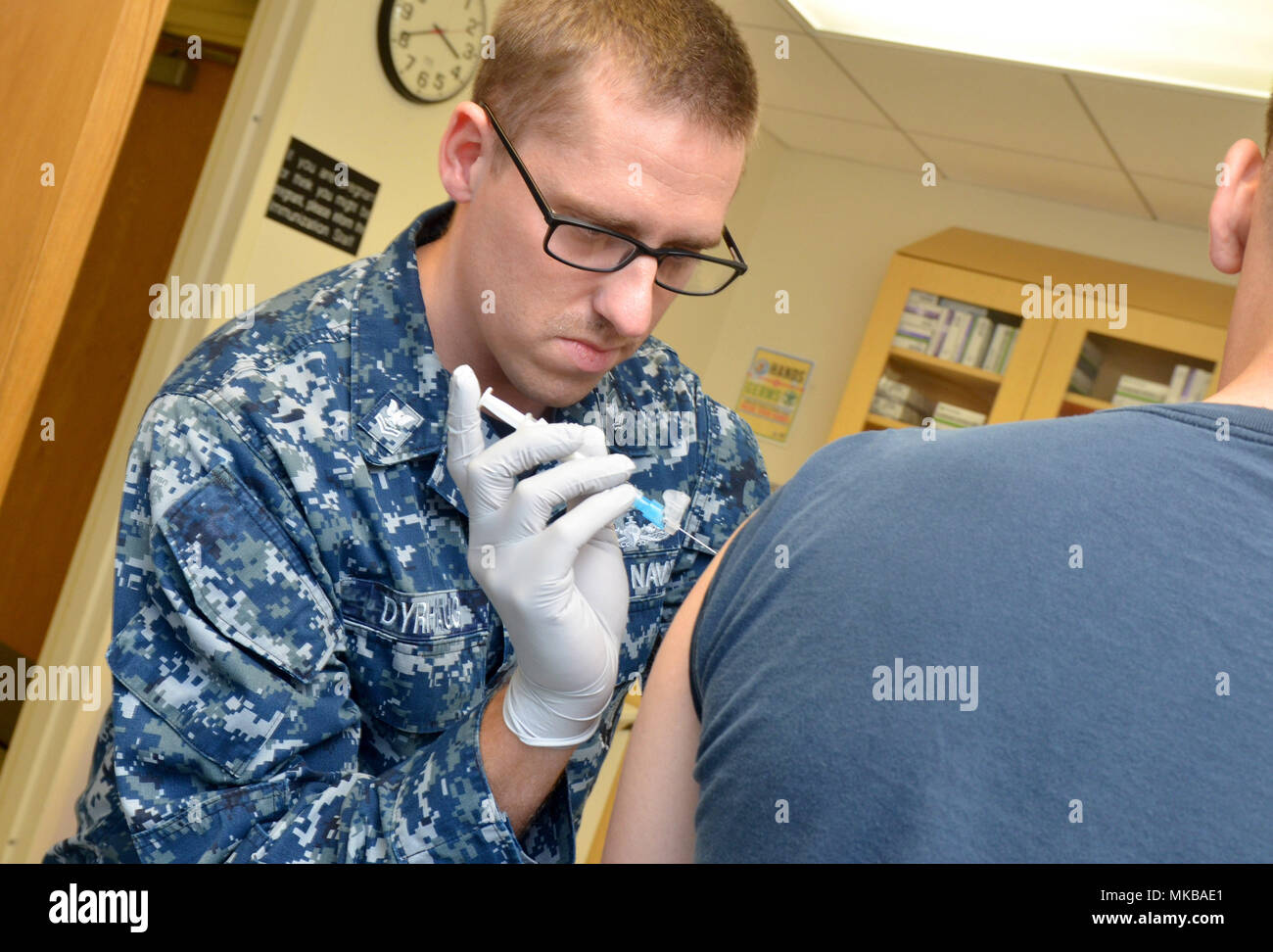 MAYPORT, Fla. (Nov. 13, 2017) Hospital Corpsman 2nd Class Jason Dyrhaug