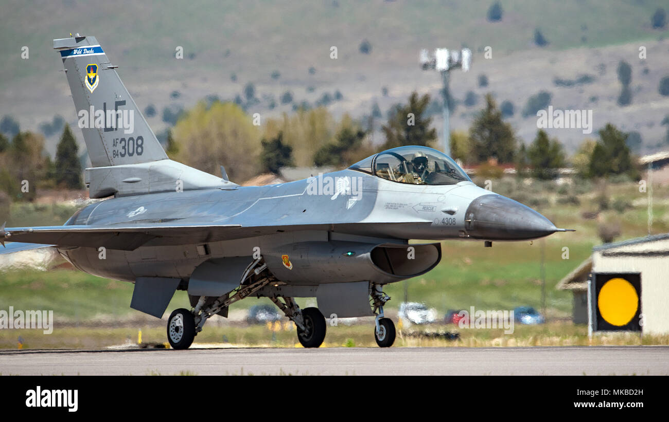 A U S Air Force F 16 Fighting Falcon Based Out Of Luke Air Force Base Arizona Prepares To Take Off From Kingsley Field During A Dissimilar Air Combat Training Flight 2 May Dissimilar