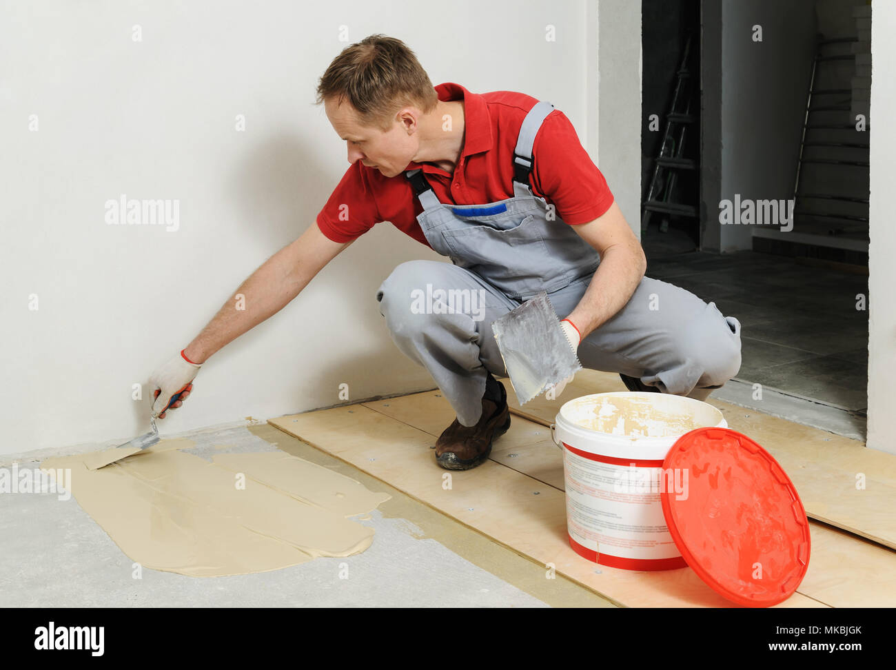 Gluing Stock Photos & Gluing Stock Images Alamy