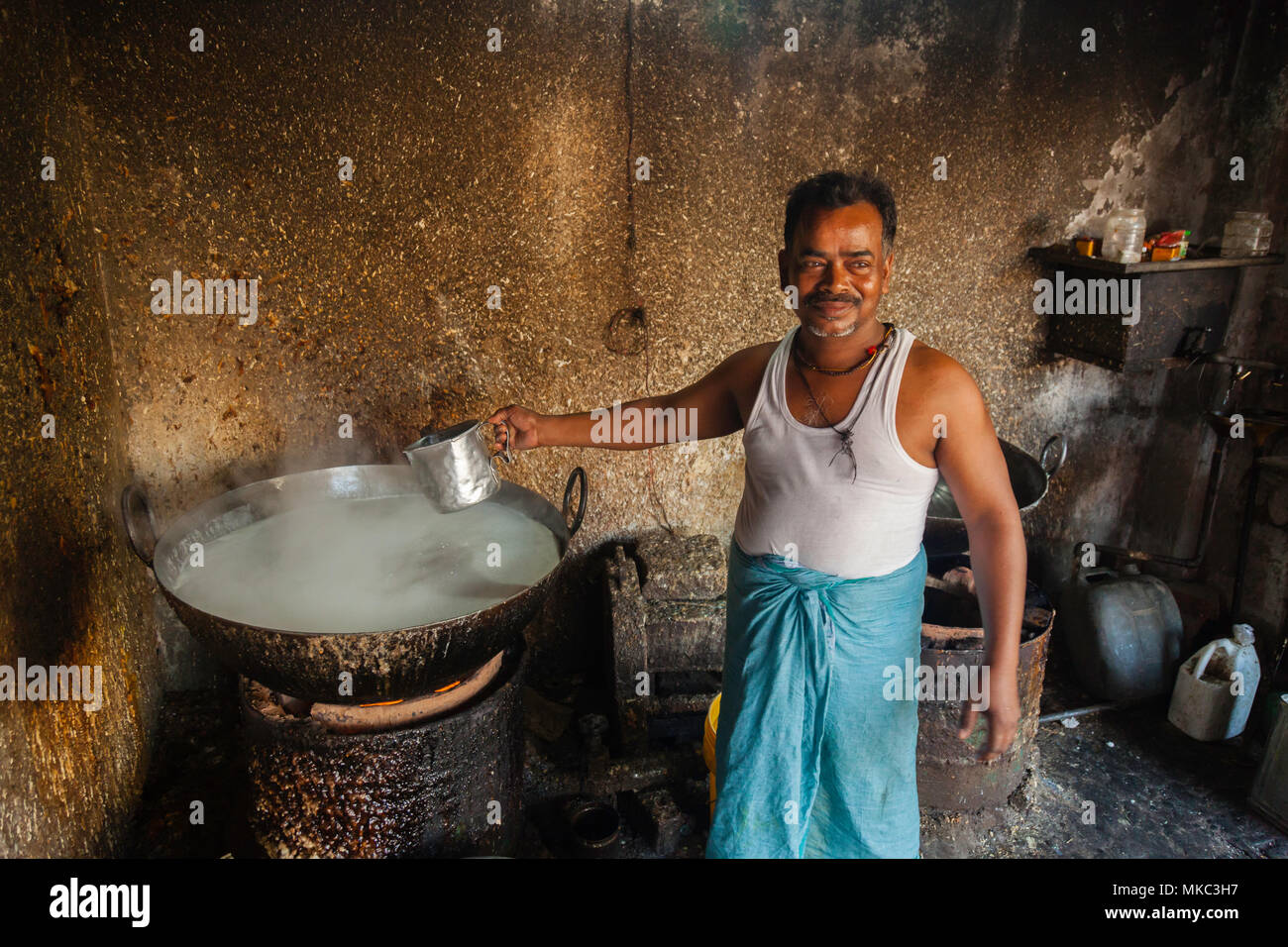 Extremely happy old businessman hi res stock photography and images Alamy