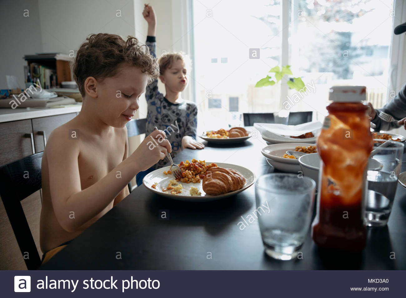 Lifestyle Eating Stock Photos & Lifestyle Eating Stock Images Alamy