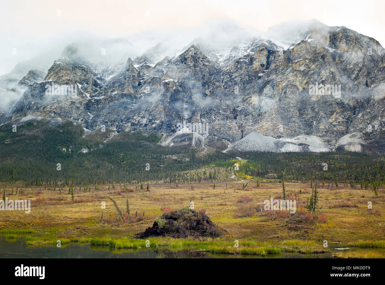 Dalton Highway from Fairbanks to Prudhoe Bay, Mount Sukakpak (1338 m