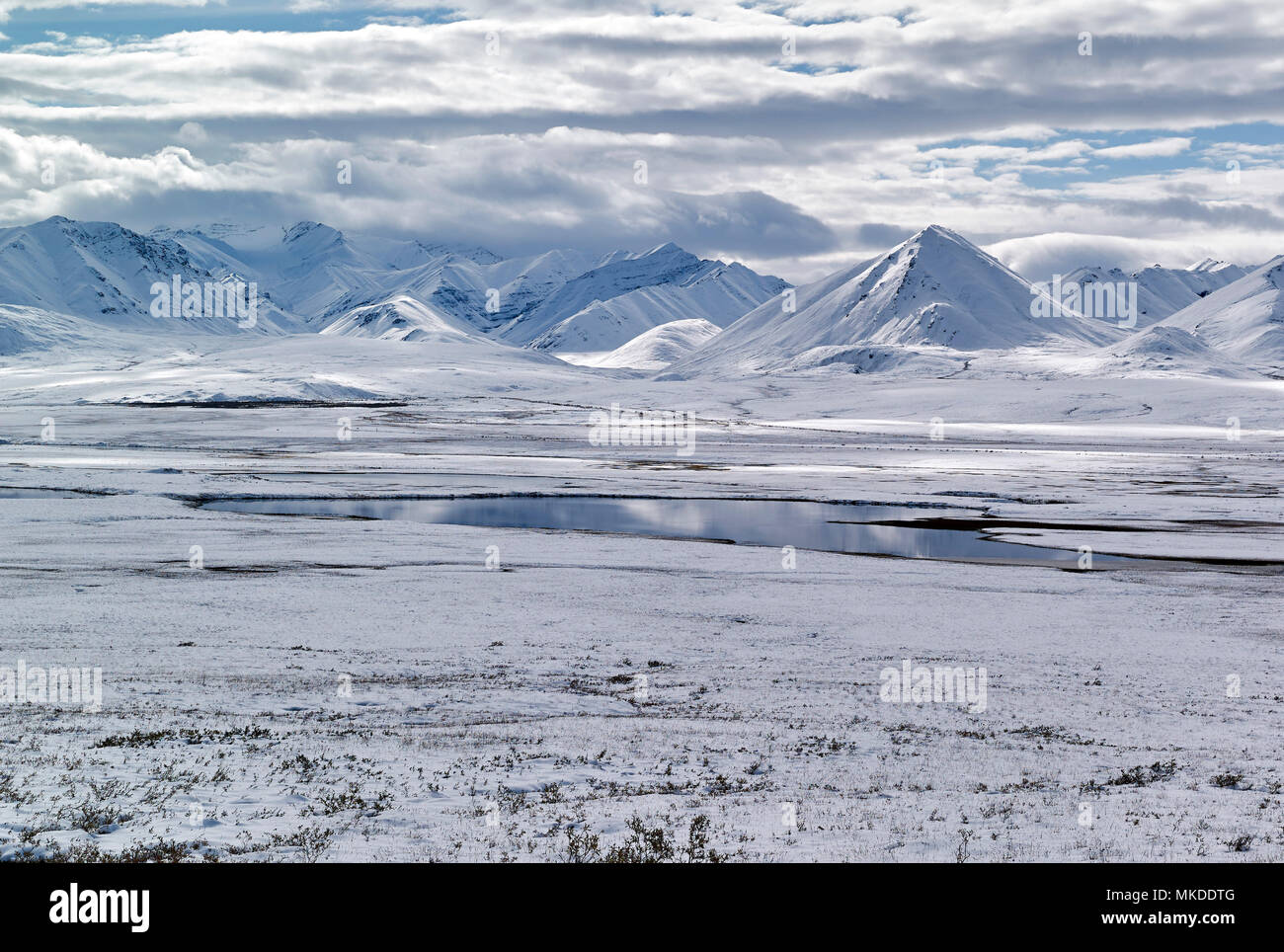 Dalton Highway from Fairbanks to Prudhoe Bay, The Brooks Range in