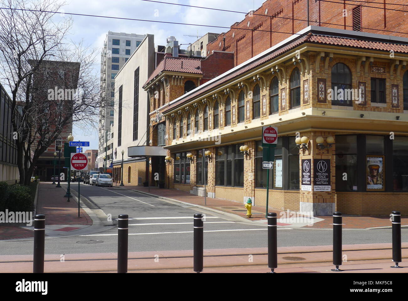 Tazewell avenue hires stock photography and images Alamy