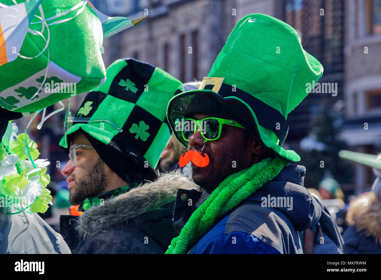 Green hats hi-res stock photography and images - Alamy