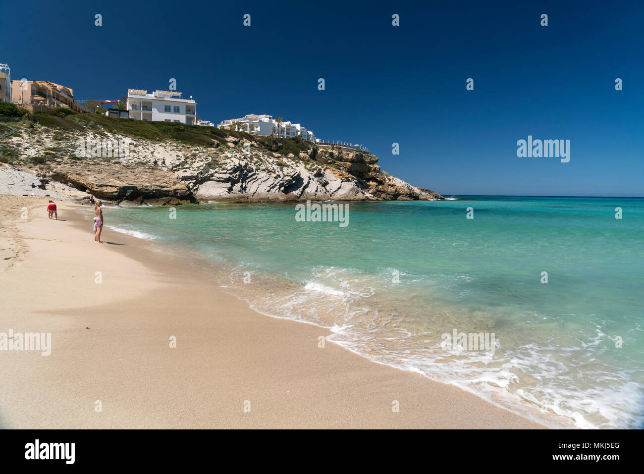 Strand und Bucht der Cala Mesquida, Capdepera, Mallorca, Balearen, Spanien  | Cala Mesquida beach and bay, Capdepera, Majorca, Balearic Islands, Spain Stock Photo