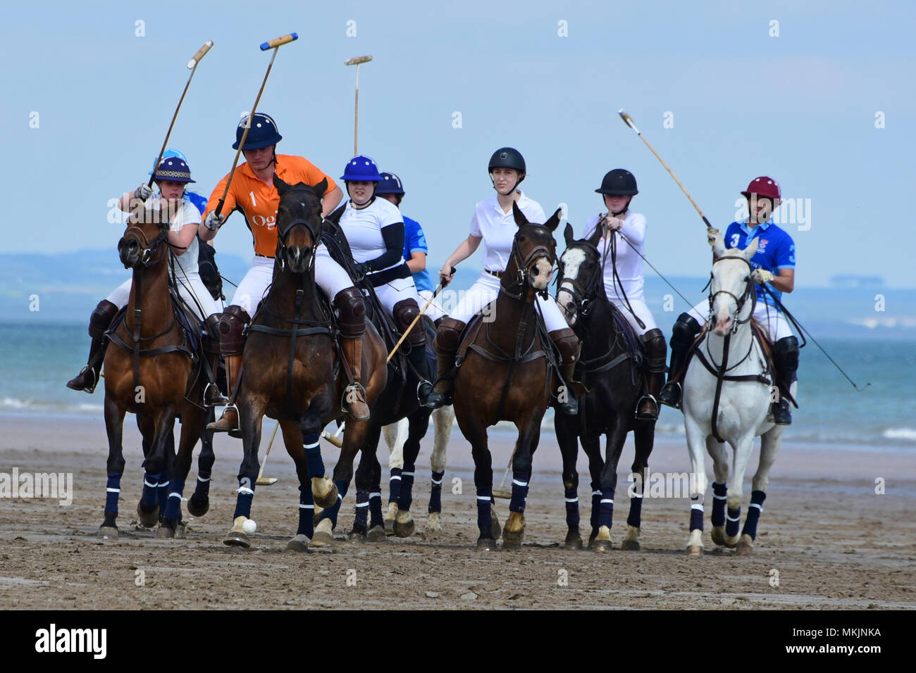 St Andrews, Scotland, United Kingdom, 08, May, 2018. St Andrews and Stirling University polo clubs play a friendly match on the beach at St Andrews, © Ken Jack / Alamy Live News Stock Photo