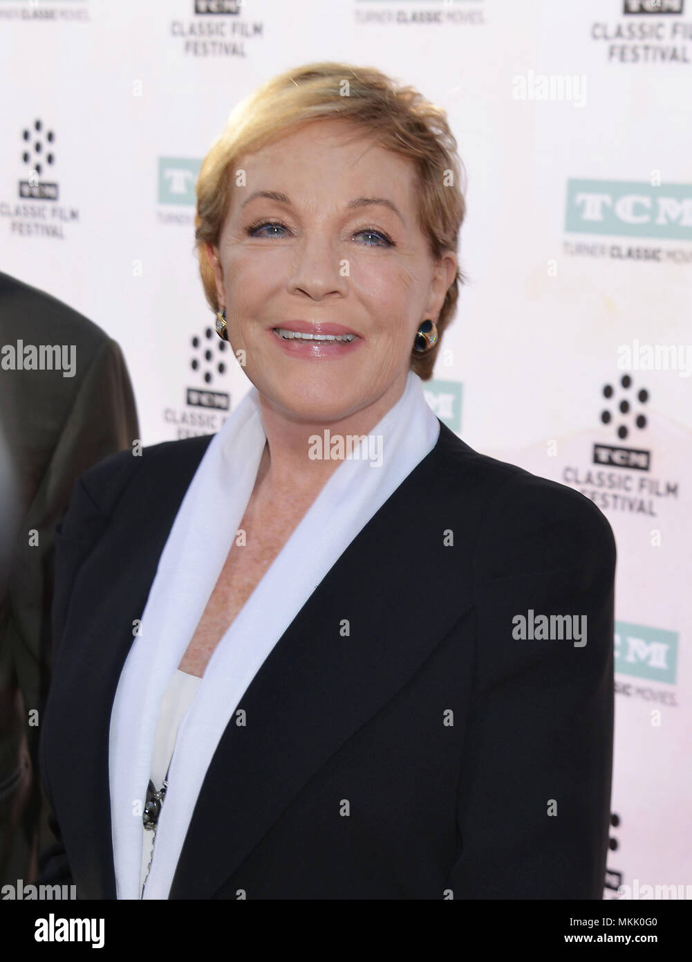 Julie Andrews 022 at The Sound Of Music Premiere at the TCL Chinese Theatre in Los Angeles. March 26, 2015.Julie Andrews 022  Event in Hollywood Life - California,  Red Carpet Event, Vertical, USA, Film Industry, Celebrities,  Photography, Bestof, Arts Culture and Entertainment, Topix Celebrities fashion / one person, Vertical, Best of, Hollywood Life, Event in Hollywood Life - California,  Red Carpet and backstage, USA, Film Industry, Celebrities,  movie celebrities, TV celebrities, Music celebrities, Photography, Bestof, Arts Culture and Entertainment,  Topix, headshot, vertical, from the ye Stock Photo