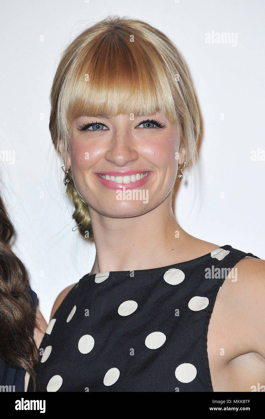 Beth behrs 164 red carpet event hi res stock photography and images Alamy